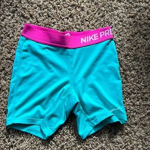 nike pros